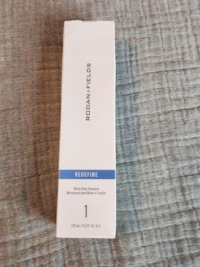 Rodan + Fields Redefine Daily Foaming Cleanser 4.2 Fl oz New in Box